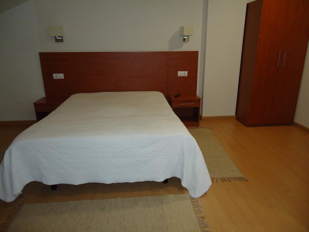 Residencial Coroa D'Ouro Hotel Fatima Room photo